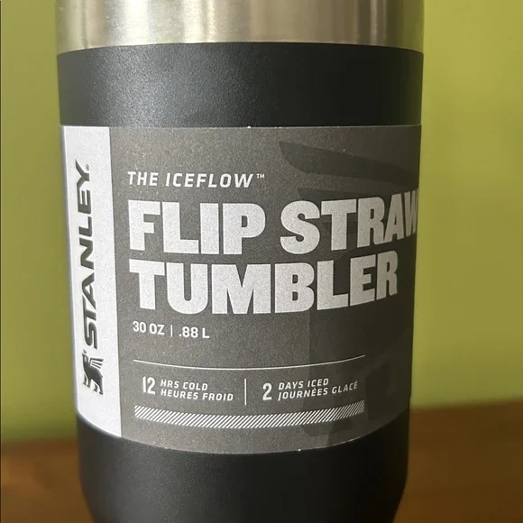 Black/Silver Stanley IceFlow Tumbler - Picture 3 of 8